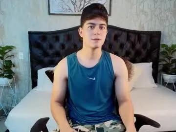 Freechat maxxicruz on Chaturbate