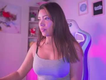 michelle_chang — GOAL: cum and squirt [500 tokens remaining] WELCOME GUYS  let's have fun guys #pussy #latina #squirt #cum #lush  #anal #lovense