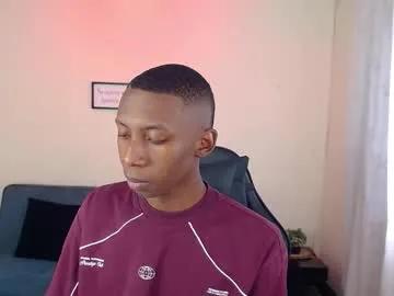 Freechat miiloo18 on Chaturbate