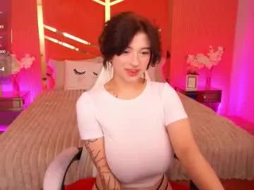 Freechat mikiikiwi on Chaturbate