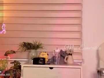 Freechat missesmeralda on Chaturbate