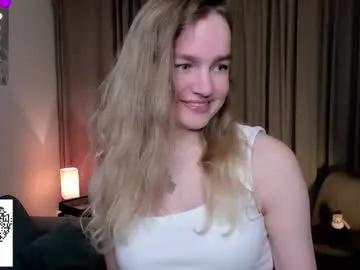 Freechat moonperedz on Chaturbate