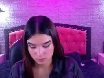 natalie_loffreda — GOAL: bounce tits [124 tokens remaining] Hello new guys here I hope you demonstrate your love  #lovense #submissive  #18 #private  #bigass