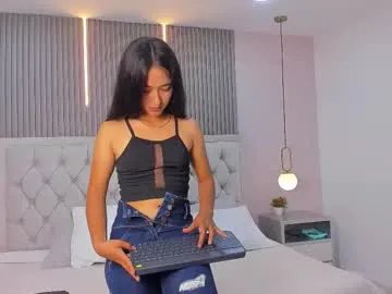 nathaly_rosse19 — GOAL: striptease with oil show [299 tokens remaining] Come say hello, you won't regret it! #skinny #latina #anal #squirt #18