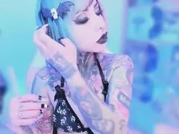 Freechat nikkiramone on Chaturbate