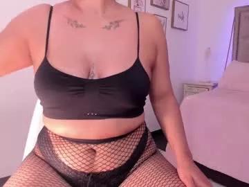 Freechat ninna_brown on Chaturbate