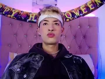 Freechat ozorio_dany on Chaturbate