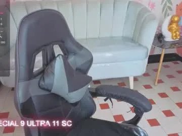 paris09_v on Chaturbate