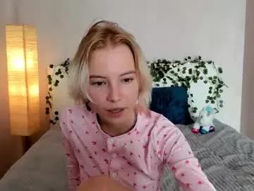 Freechat pink_lila18 on Chaturbate