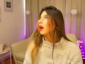 rousee_v — GOAL: Take off an item of clothing  [32 tokens remaining] Hi welcome  to my room  #18 #squirt #latina #teen #new