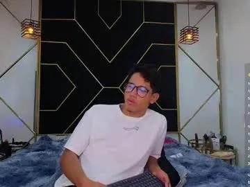 Chaturbate ryanpricee is Freechat ryanpricee — GOAL: Sexy Dance come and make me just for you!! #18 #couple #cum #bigdick #ebony