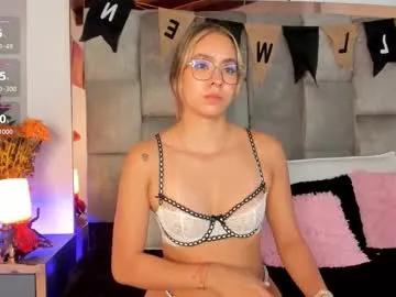 sara_madrid_ — Squirt Show  #18 #latina #squirt #slim #bigpussylips [270 tokens remaining]