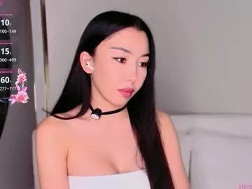 Freechat saranmia on Chaturbate