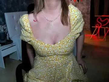 scent__of_woman — #new on here! Let's play! Goal:oil on tits #feet #young #bigtits [173 tokens remaining]