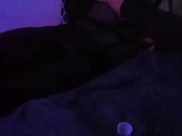 Freechat sexysissybitch13 on Chaturbate