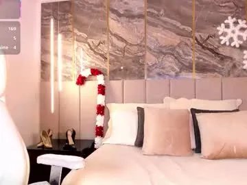 sienna_blake_ — GOAL: Remove top [69 tokens remaining]  No rules. No limits. Just temptation #anal #skinny #smalltits #armpits #submissive