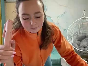 smiling_riddle on Chaturbate