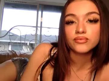 Freechat stellapearl on Chaturbate