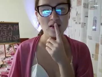 suckmydickifurstreight — show feet [0 tokens left] stream naked  when 300 tk #bigpussylips #cei #natural #joi #milf #fitness #sexy