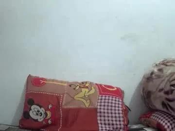 Freechat the_right_girl on Chaturbate