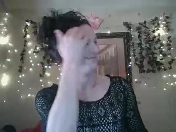 Freechat thesillymillie on Chaturbate