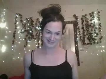 Freechat thesillymillie on Chaturbate