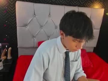 thiago_kozak — GOAL: completely naked [20 tokens remaining] Welcome to my room! #teen #gay #cum #18 #Young