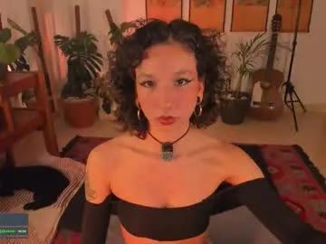 Freechat valyturner on Chaturbate