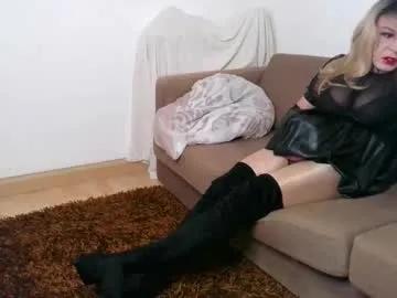 Freechat vickyvickge on Chaturbate