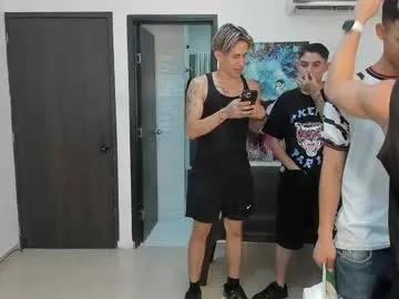 Freechat voyeurism_guys on Chaturbate