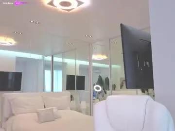 Freechat wow_eva_wow on Chaturbate