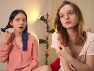 xiaobrunscheen — My friend doesn't know that it's being broadcast OOOOMG #new #skinny #18 #couple #shy Goal:  Lina takes off my shorts + control 5 miN last tips [0 tokens remaining]