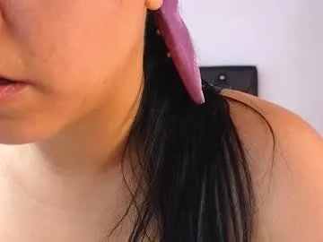 xxxtatianabustyxxx on Chaturbate