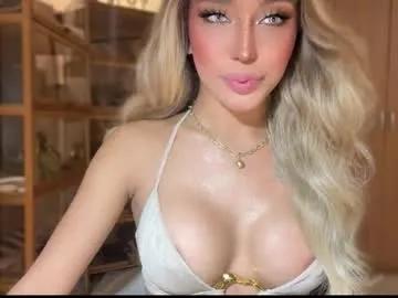 Freechat yourlovingpearlita1000 on Chaturbate