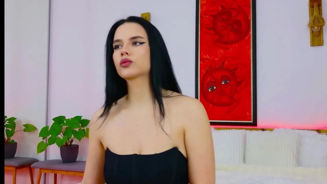 Offline AlessiaSpice on Streamray