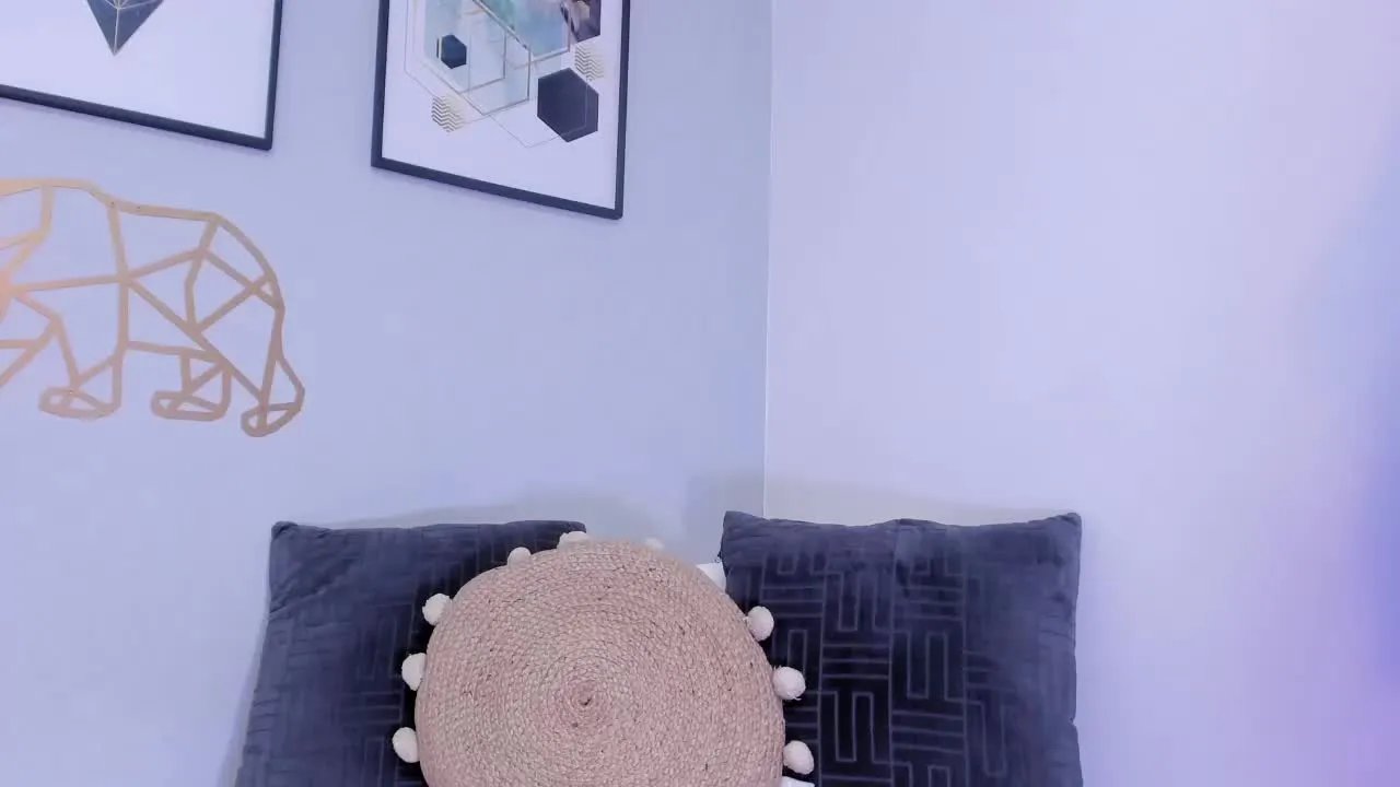 Offline aprilparker on Streamray