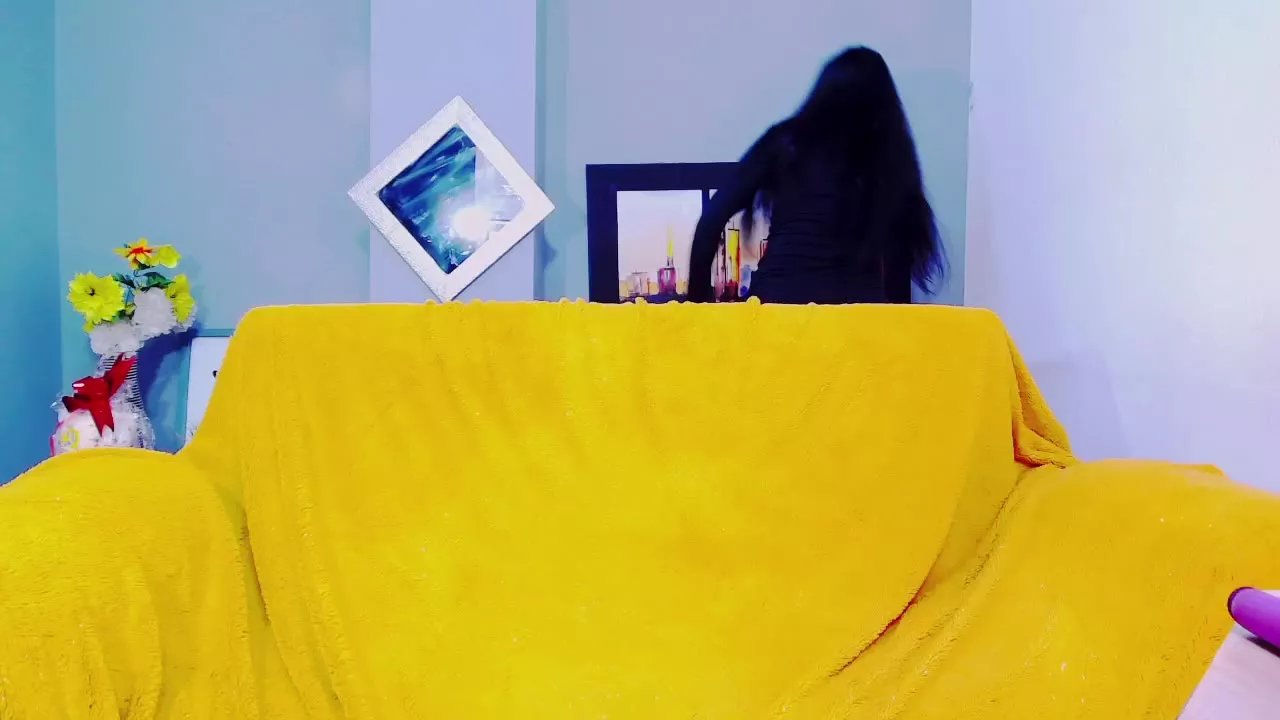 Offline AriaSexyHot on Streamray