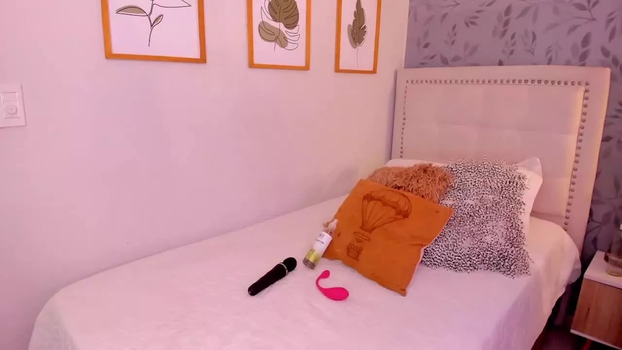 Offline KamiBlair on Streamray