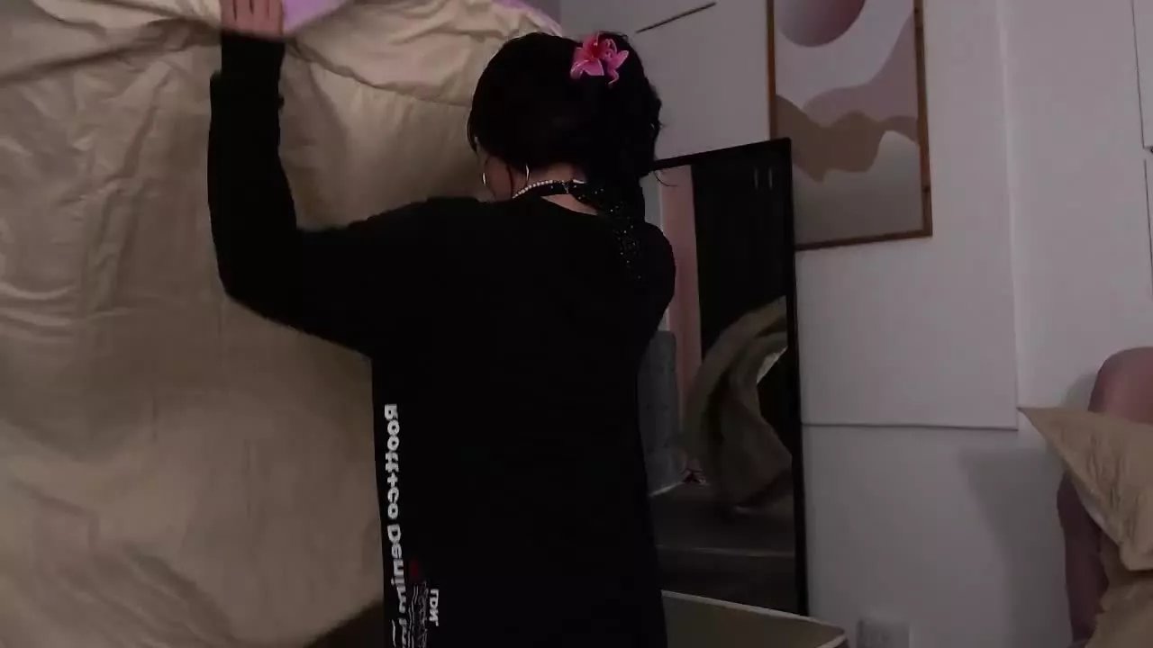 Offline ZaraMartines on Streamray