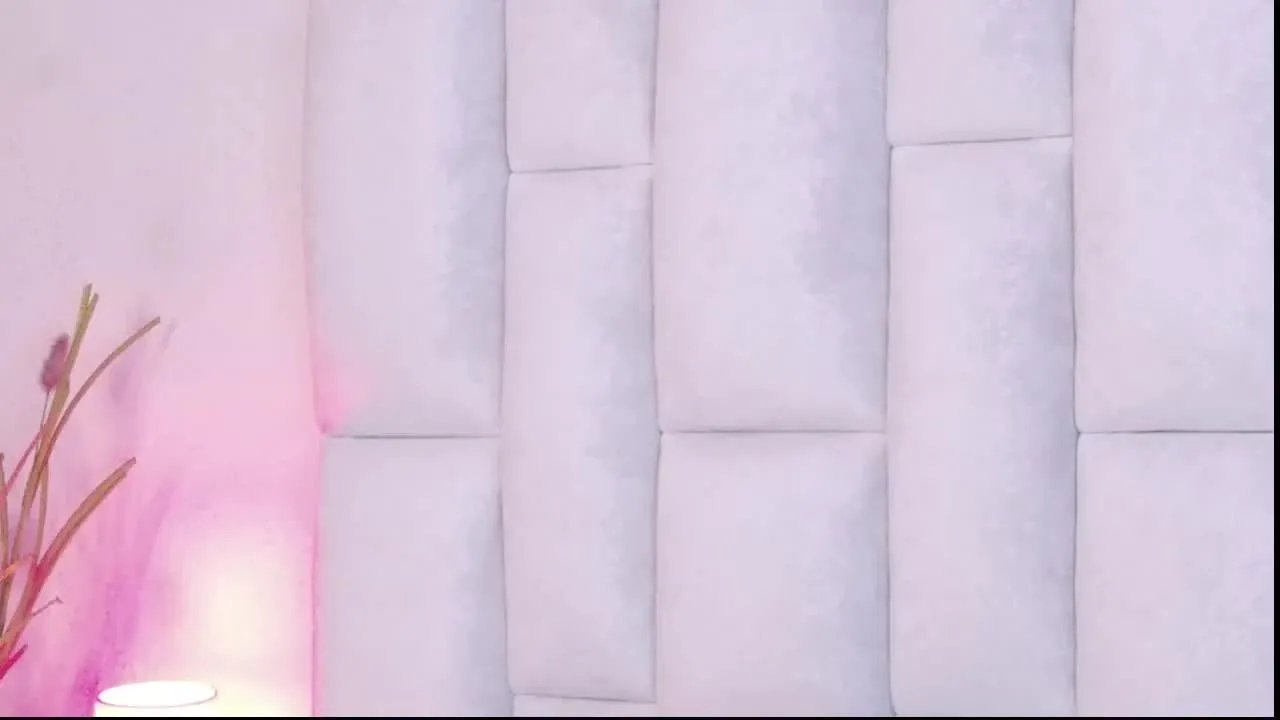 Zariah — Freechat on Streamray