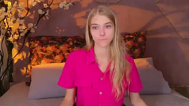 Freechat 4example_Chloe on StripChat