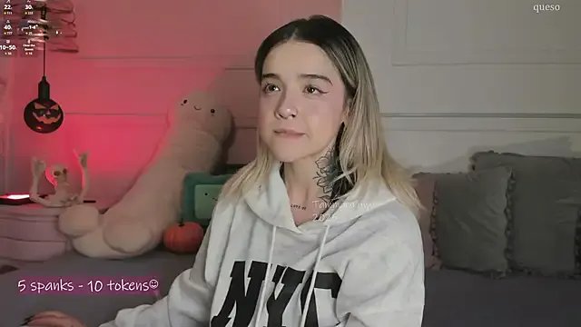 Freechat _Tammara_ on StripChat