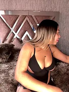 Ada_Pink on StripChat 