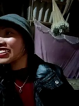 Freechat adbosa_00 on StripChat