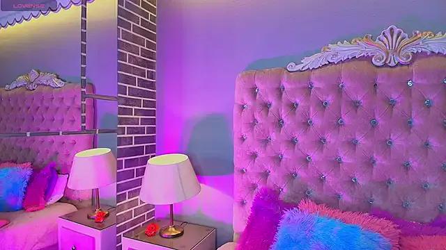 StripChat AdelaineBest is Freechat AdelaineBest — Slowly Squeeze Tits