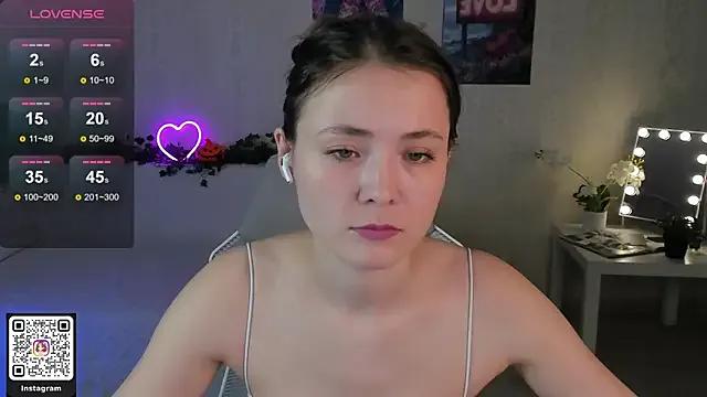 Akemila on StripChat