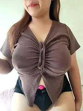 Freechat Akira_sera on StripChat