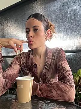 StripChat alana15 is Freechat alana15 — MAKE ME WET