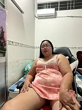 Freechat Alinat_ on StripChat