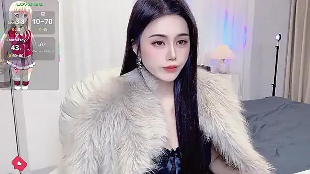 Alma_va on StripChat